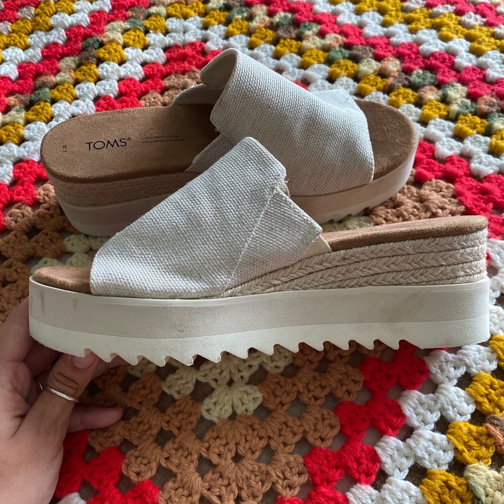 Toms White Canvas Platform Slide Sandals